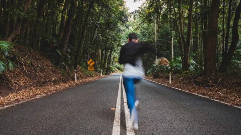 Mơ Thấy Bị Đuổi – Đánh Con Gì? Giải Mã Con Số May Mắn 35 Mo Thay Bi Duoi – Danh Con Gi Giai Ma Con So May Man